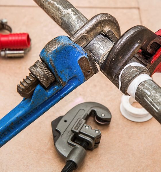  5 Plumbing Problems That Should Never DIY