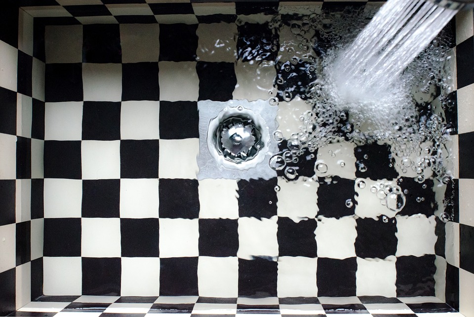 What are the Symptoms of a Clogged Drain?